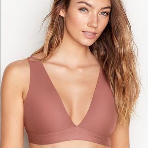 Victoria’s Secret Unlined Soft Wireless Lounge Bra
